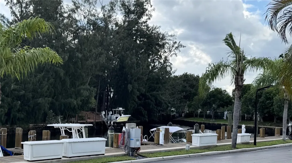6219 Bay Club Drive Fort Lauderdale FL 33308