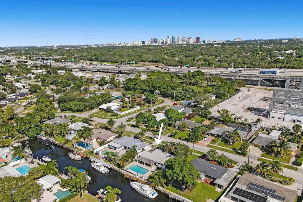 1701 SW 22nd Avenue Fort Lauderdale FL 33312