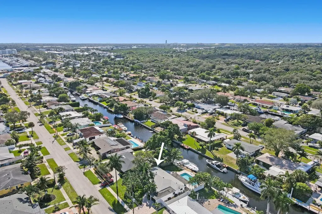 1701 SW 22nd Avenue Fort Lauderdale FL 33312
