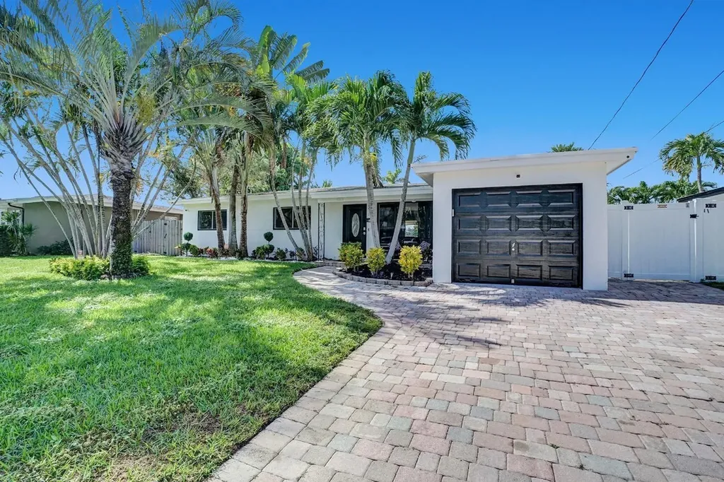 1701 SW 22nd Avenue Fort Lauderdale FL 33312