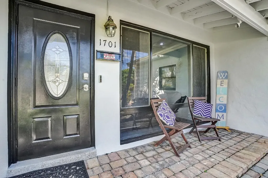 1701 SW 22nd Avenue Fort Lauderdale FL 33312