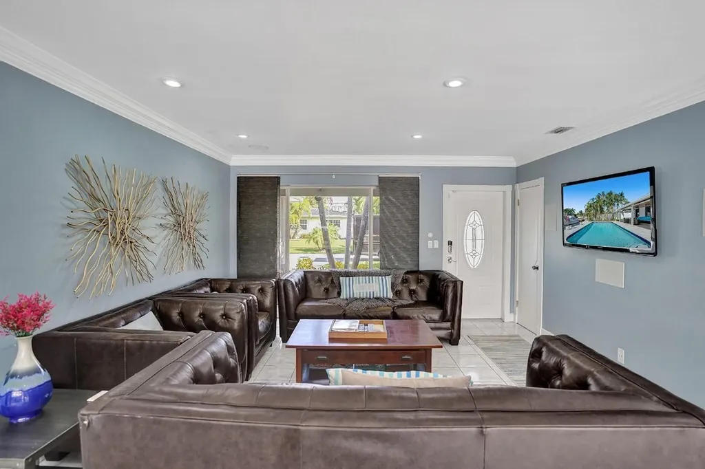 1701 SW 22nd Avenue Fort Lauderdale FL 33312