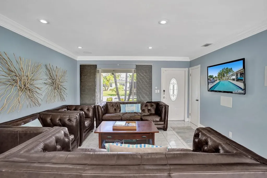 1701 SW 22nd Avenue Fort Lauderdale FL 33312