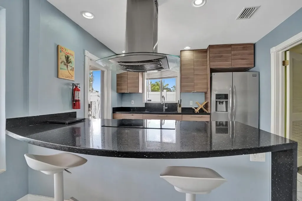 1701 SW 22nd Avenue Fort Lauderdale FL 33312