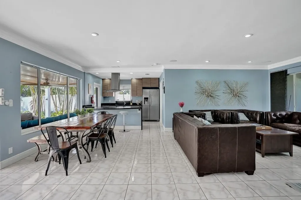 1701 SW 22nd Avenue Fort Lauderdale FL 33312