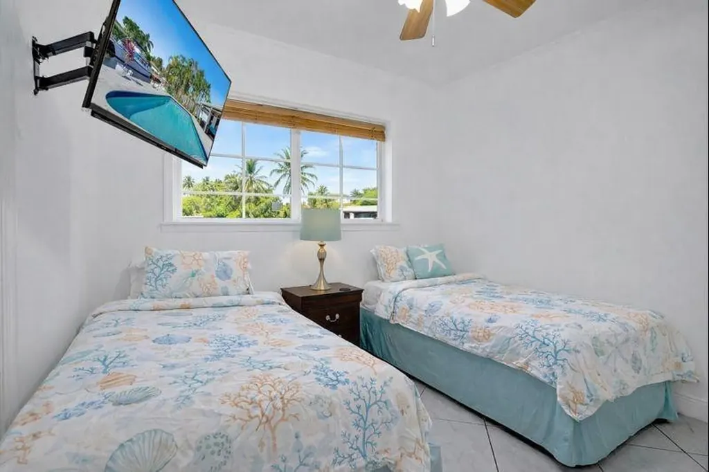 1701 SW 22nd Avenue Fort Lauderdale FL 33312