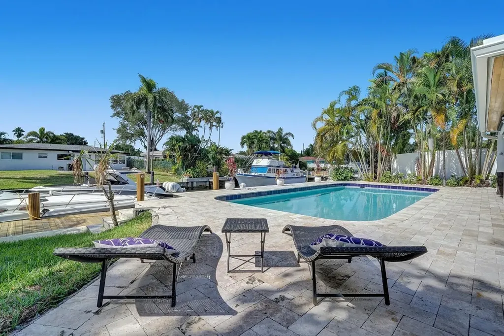1701 SW 22nd Avenue Fort Lauderdale FL 33312