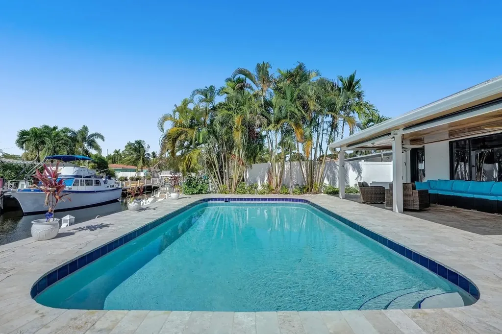 1701 SW 22nd Avenue Fort Lauderdale FL 33312