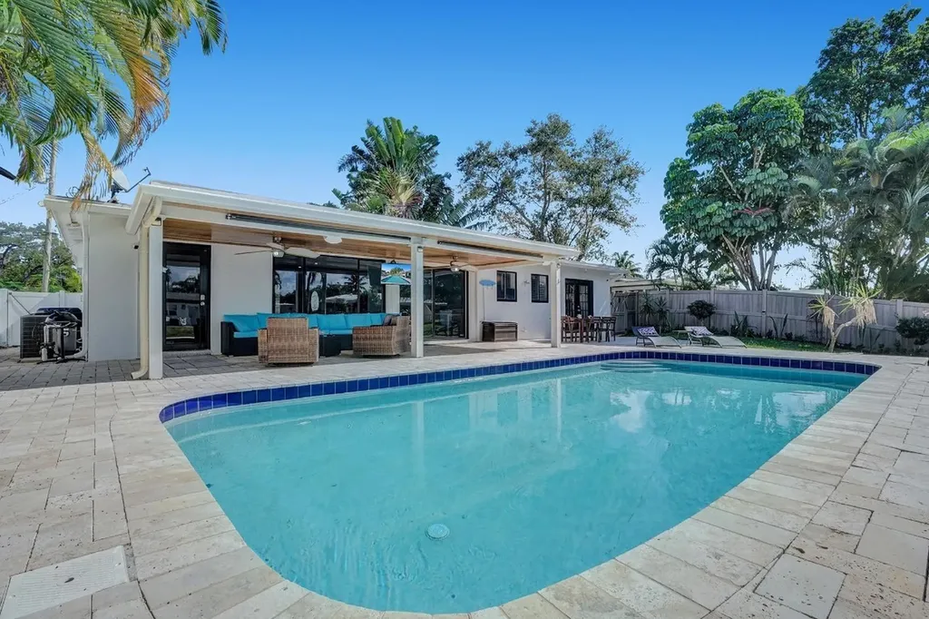1701 SW 22nd Avenue Fort Lauderdale FL 33312