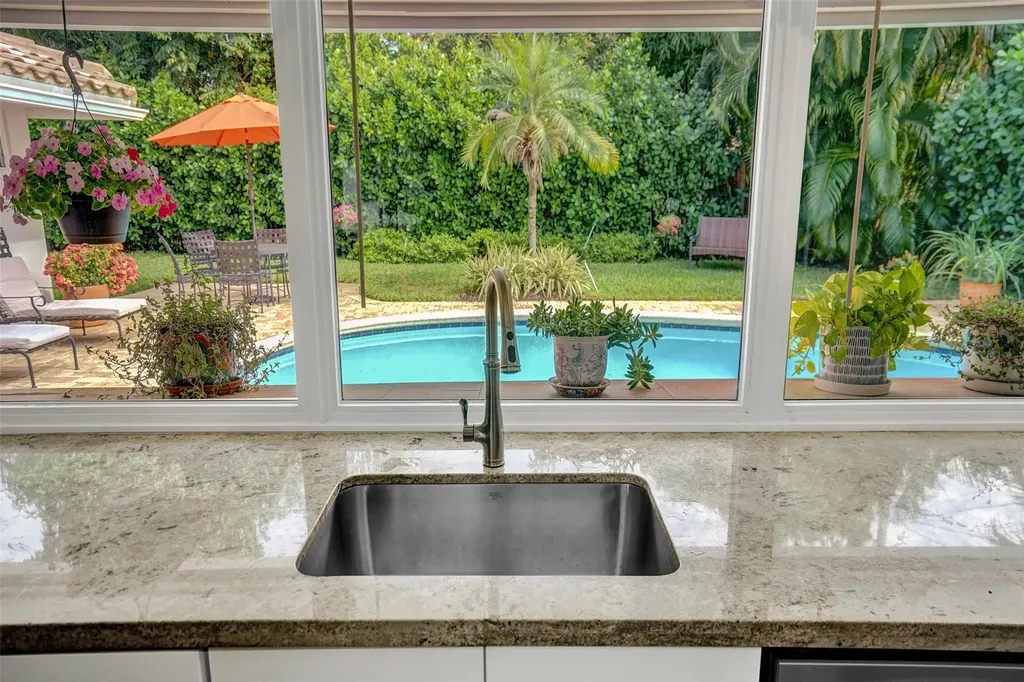 4820 NE 27 Avenue Fort Lauderdale FL 33308
