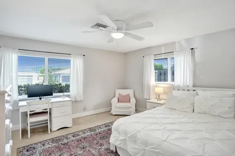 4820 NE 27 Avenue Fort Lauderdale FL 33308