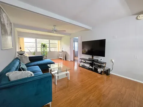 1103 Bahama Bend Coconut Creek FL 33066