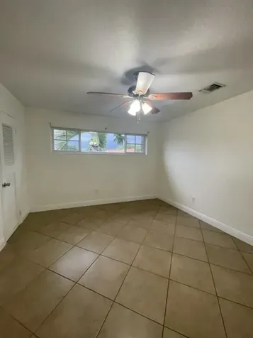 7871 NW 181st Street Hialeah FL 33015