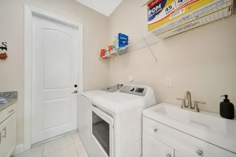 3824 NW 89th Way Coral Springs FL 33065