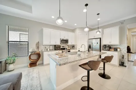 3824 NW 89th Way Coral Springs FL 33065