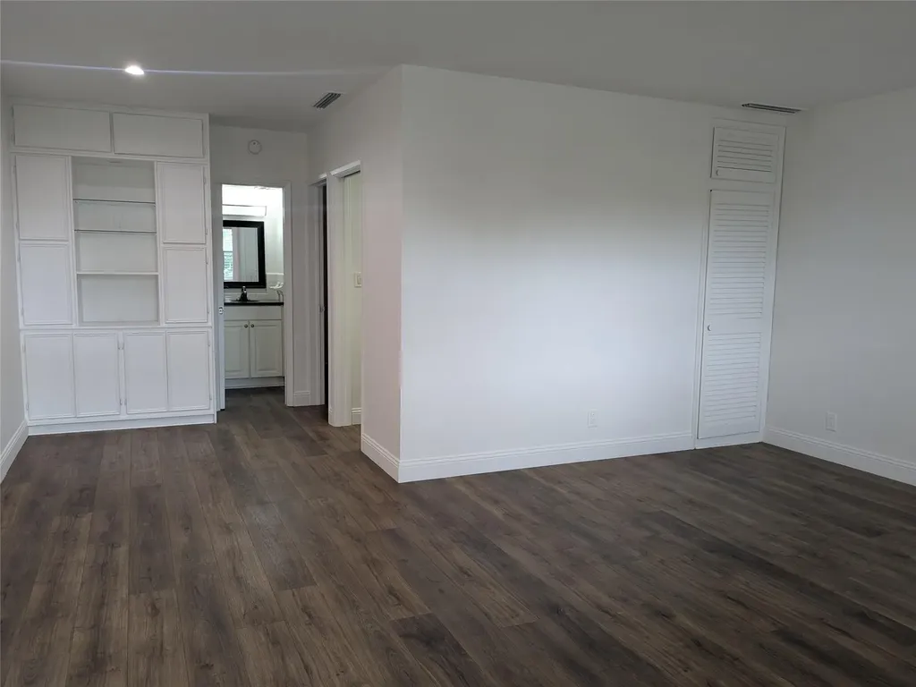 815 Middle River Drive Fort Lauderdale FL 33304