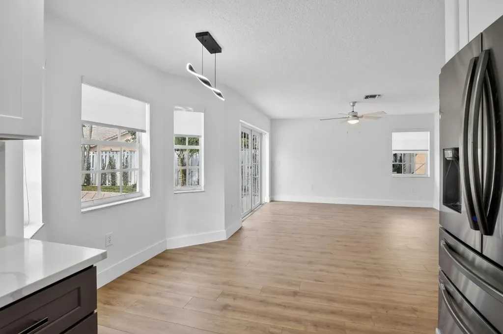 2351 NW 138 Drive Sunrise FL 33323