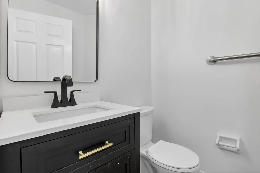 2351 NW 138th Drive Sunrise FL 33323