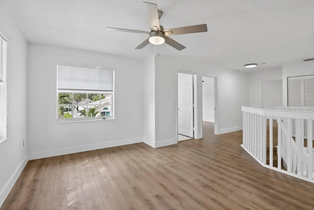 2351 NW 138 Drive Sunrise FL 33323