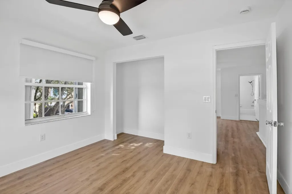 2351 NW 138th Drive Sunrise FL 33323