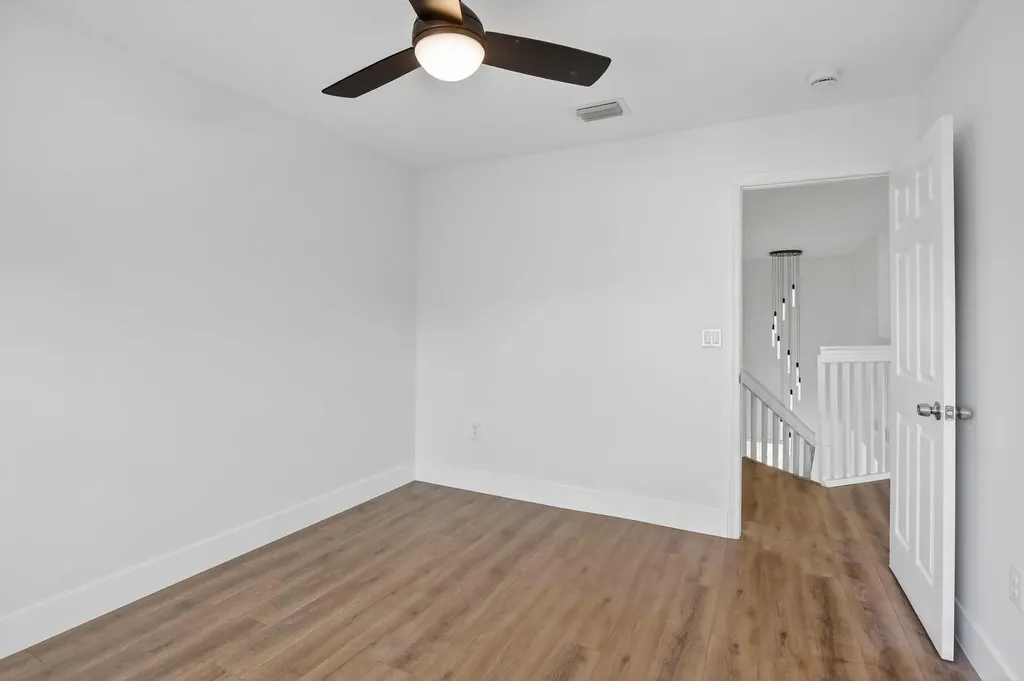 2351 NW 138th Drive Sunrise FL 33323