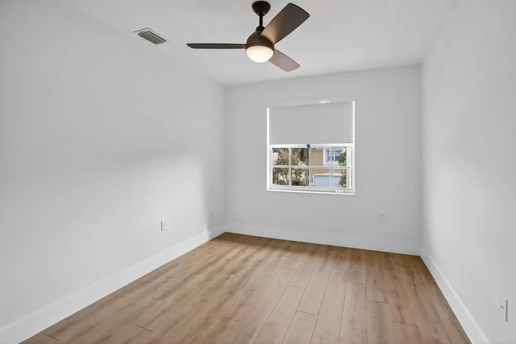 2351 NW 138 Drive Sunrise FL 33323