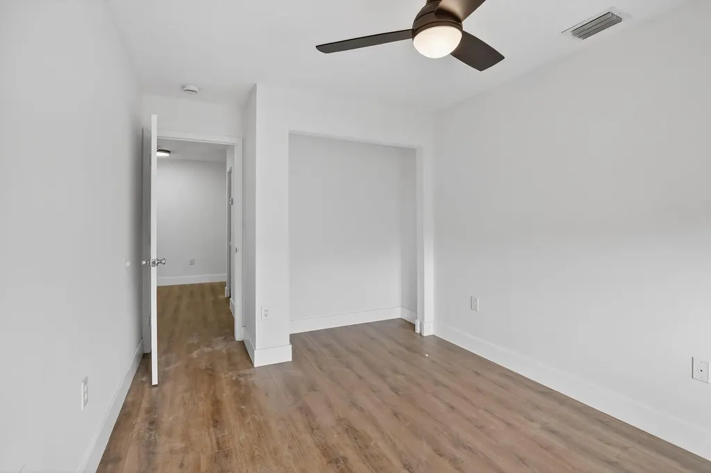 2351 NW 138th Drive Sunrise FL 33323