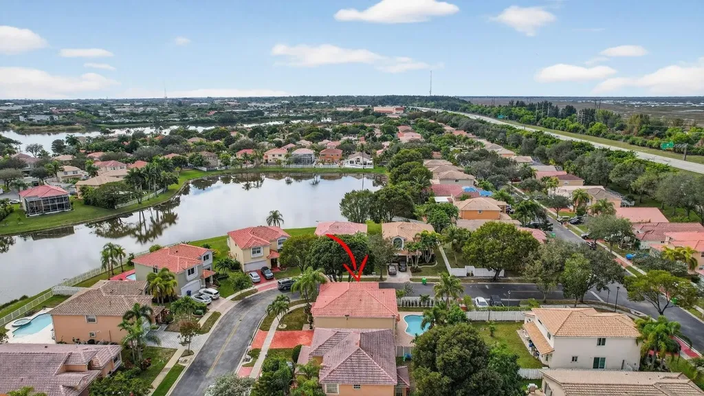 2351 NW 138 Drive Sunrise FL 33323