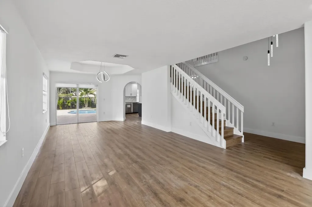 2351 NW 138th Drive Sunrise FL 33323