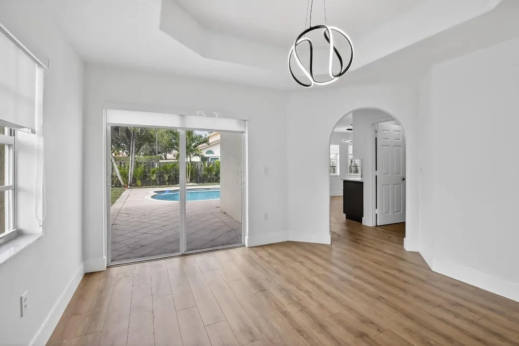 2351 NW 138 Drive Sunrise FL 33323
