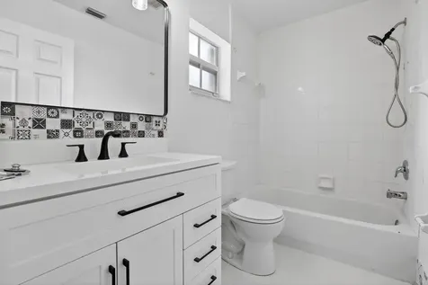 2351 NW 138th Drive Sunrise FL 33323