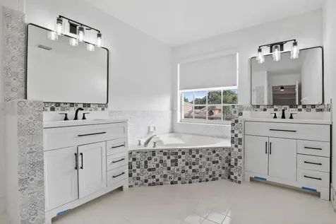 2351 NW 138 Drive Sunrise FL 33323