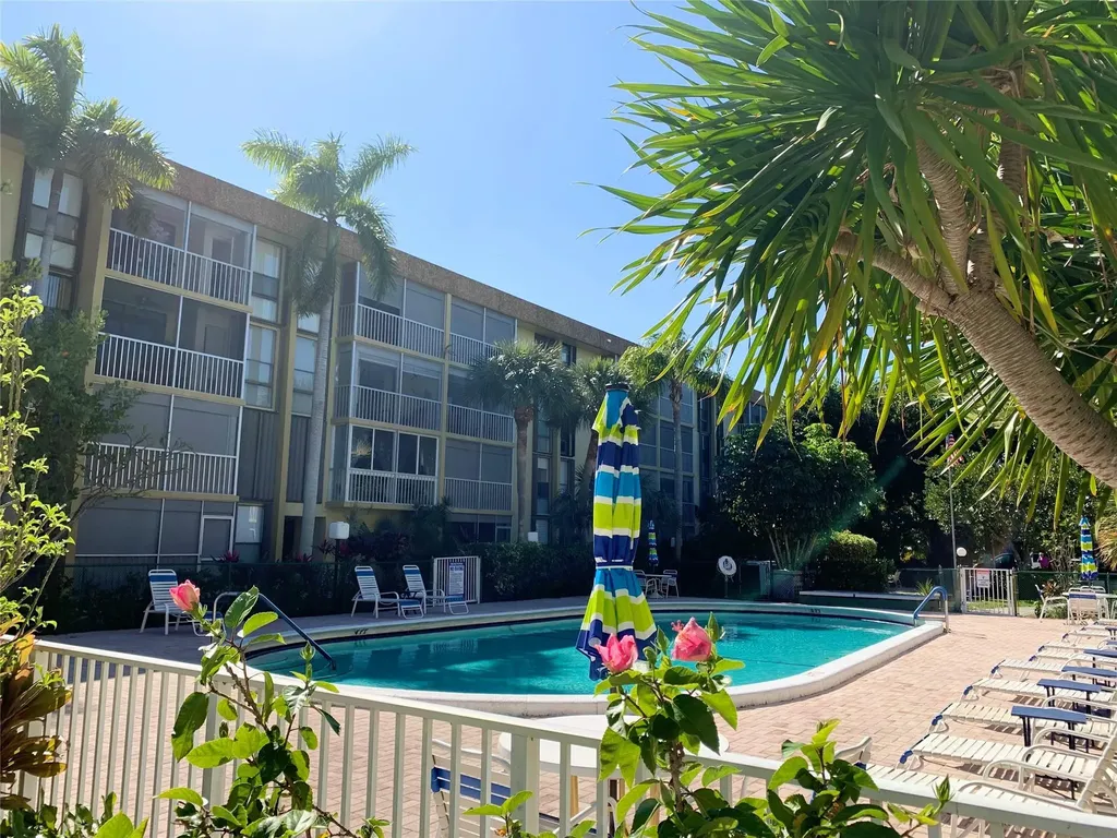 367 S Federal Highway Deerfield Beach FL 33441