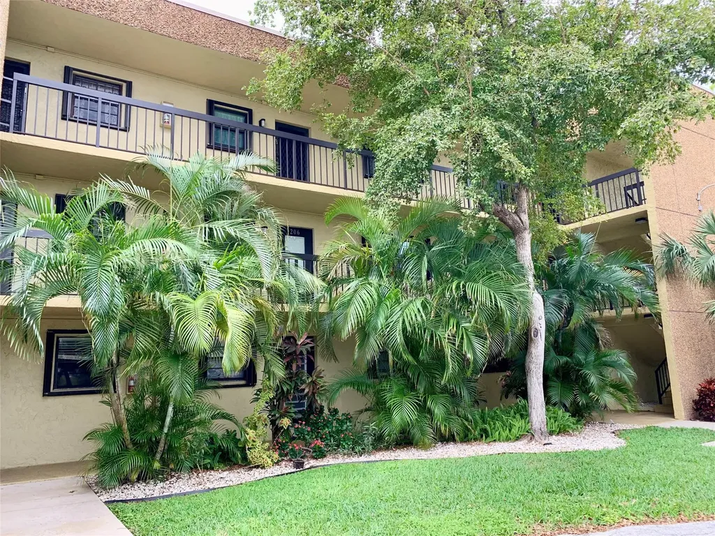 367 S Federal Highway Deerfield Beach FL 33441