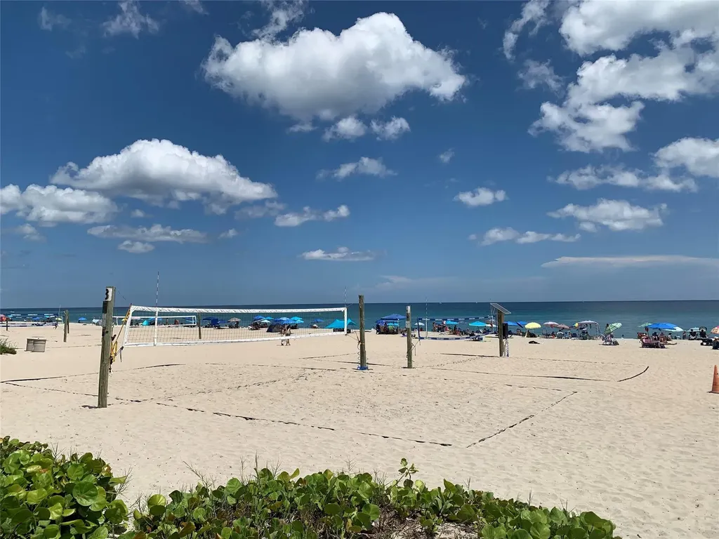 367 S Federal Highway Deerfield Beach FL 33441