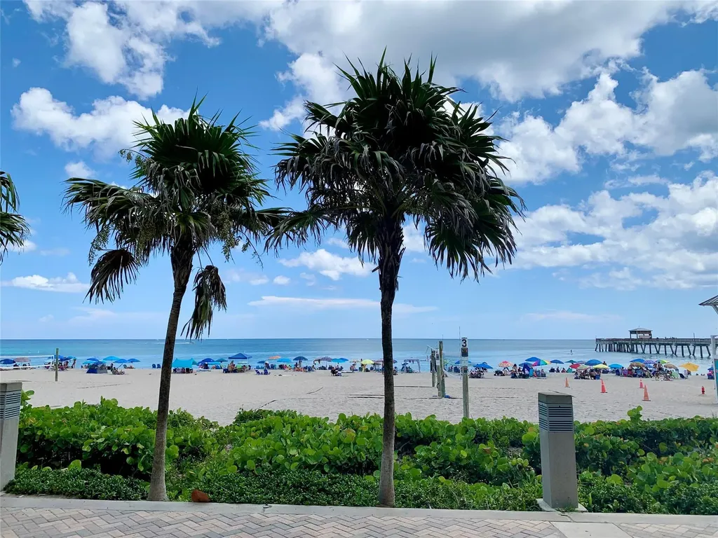 367 S Federal Highway Deerfield Beach FL 33441