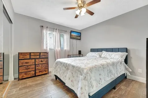 1221 SW 59th Avenue Plantation FL 33317