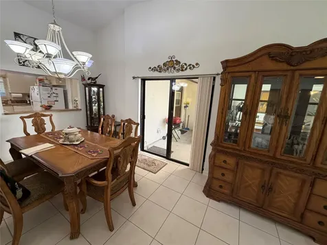 6711 S Parkway Drive Margate FL 33068