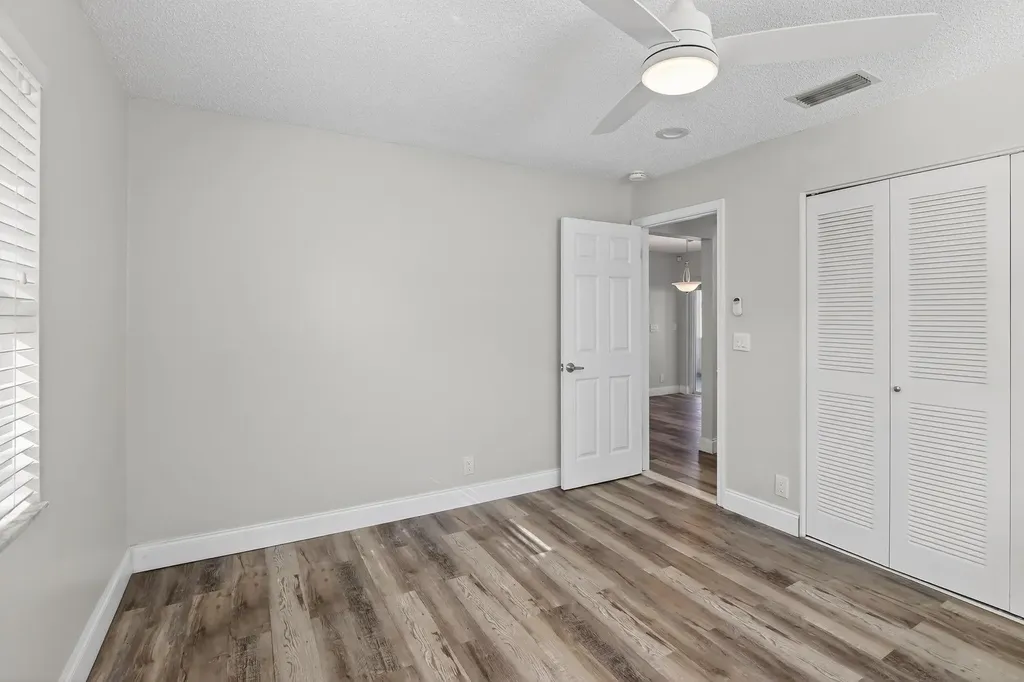 8845 NW 14th Street Plantation FL 33322