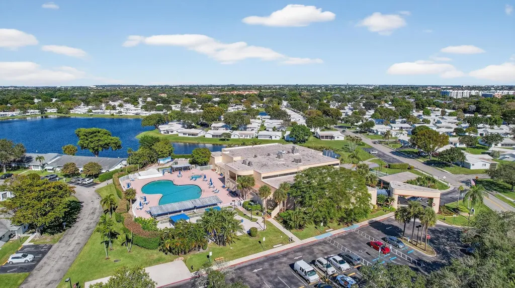 8845 NW 14th Street Plantation FL 33322