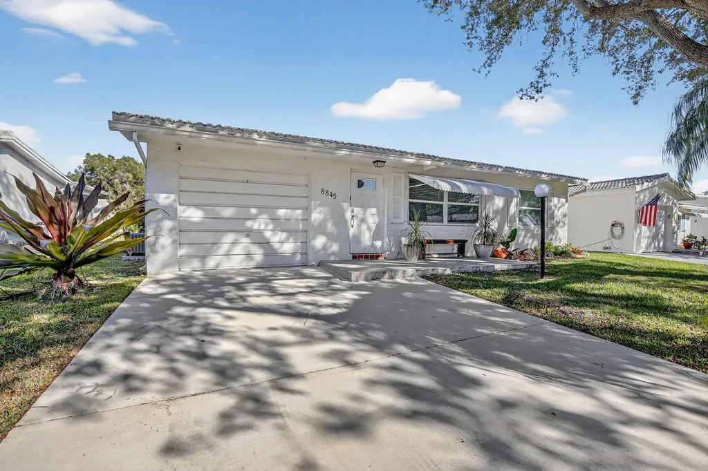 8845 NW 14th Street Plantation FL 33322