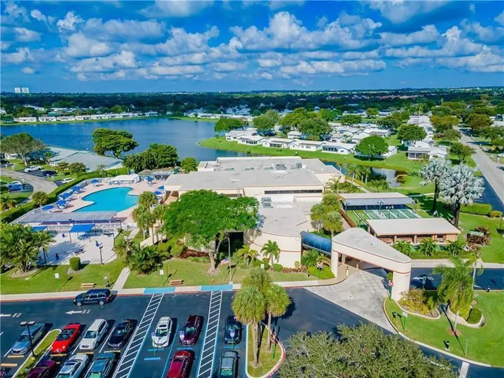 8845 NW 14th Street Plantation FL 33322