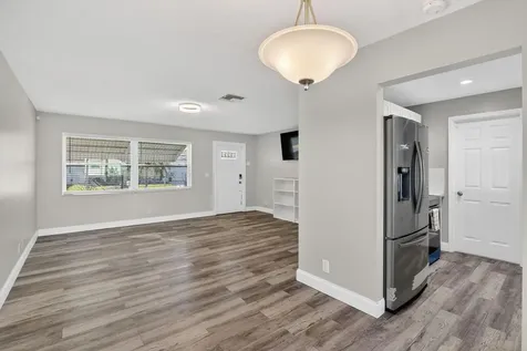 8845 NW 14th Street Plantation FL 33322