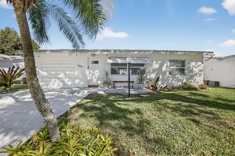 8845 NW 14th Street Plantation FL 33322