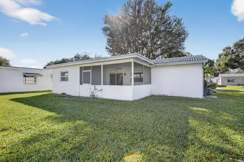 8845 NW 14th Street Plantation FL 33322
