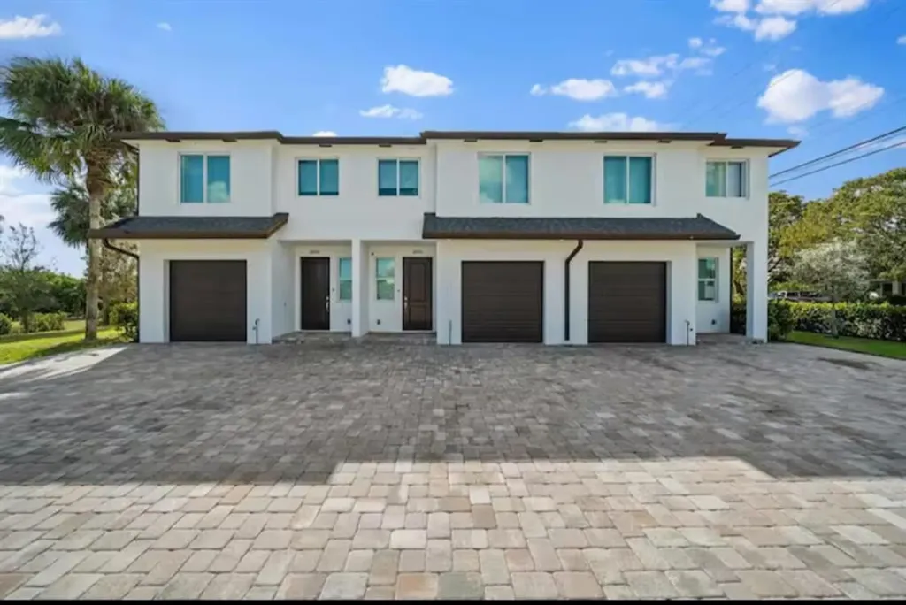 1559 W 26th Court Riviera Beach FL 33404
