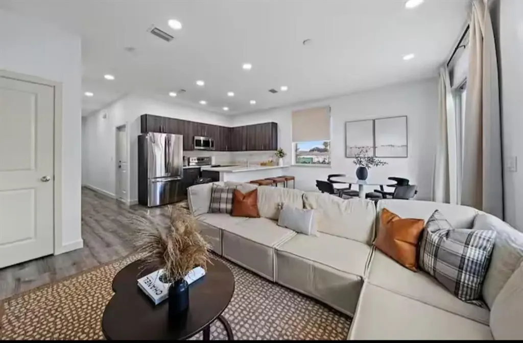 1559 W 26th Court Riviera Beach FL 33404