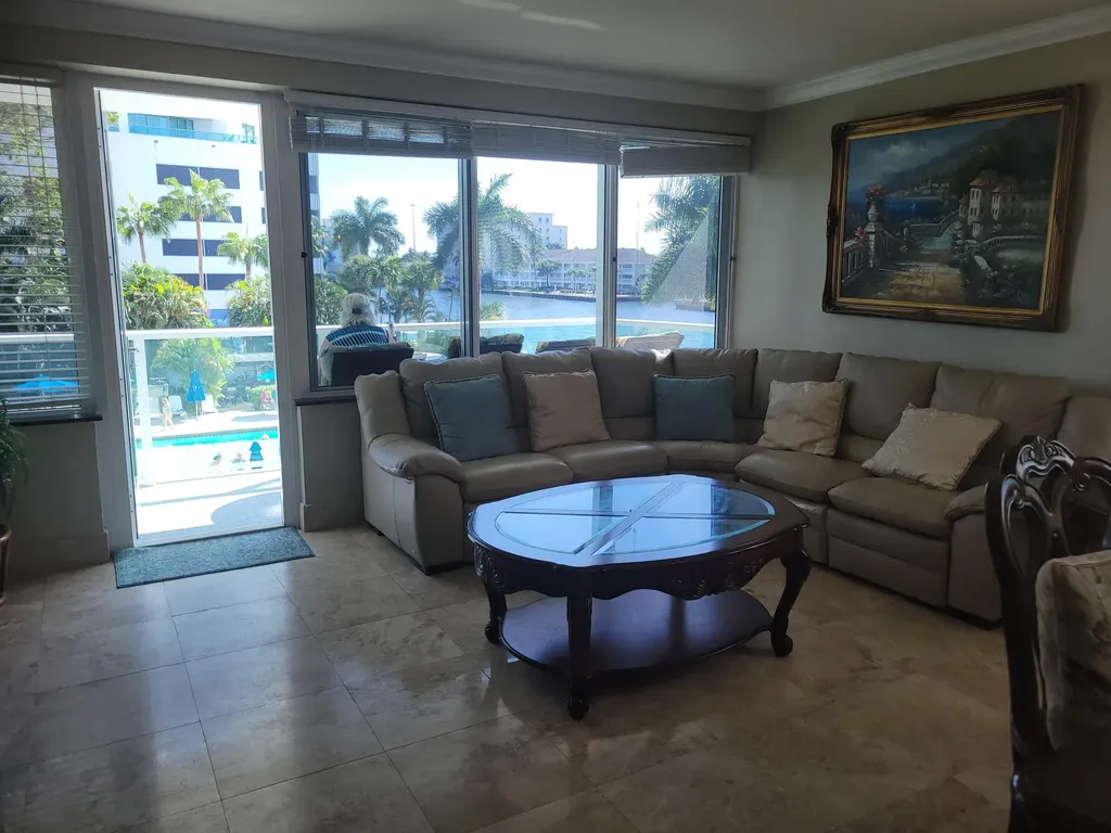 3233 NE 34th Street Fort Lauderdale FL 33308