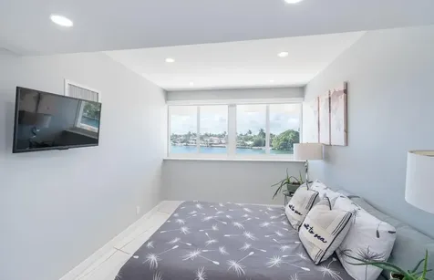 333 Sunset Drive Fort Lauderdale FL 33301