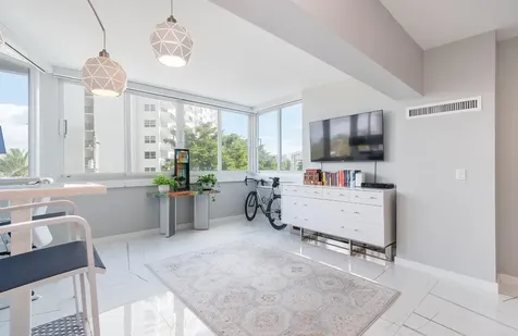 333 Sunset Drive Fort Lauderdale FL 33301